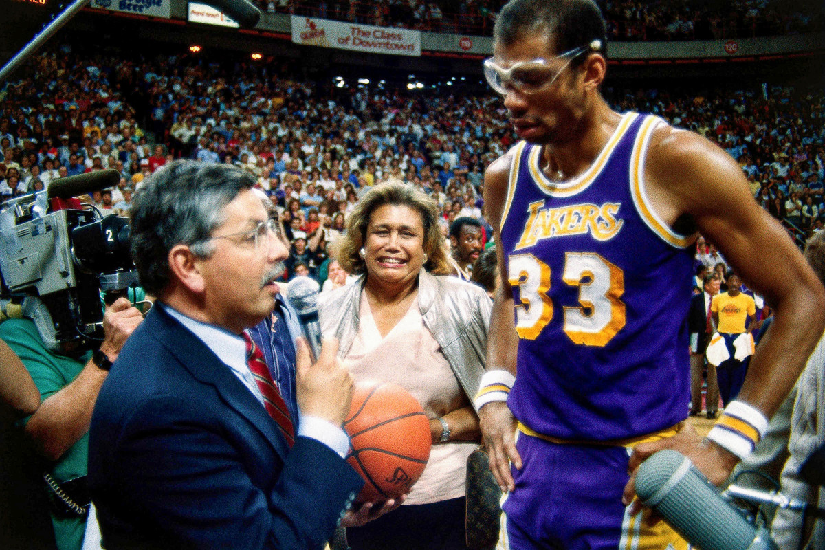 Stern was the only NBA official present for Abdul-Jabbar’s record-breaking performance in 1984.